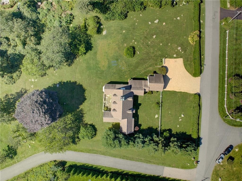 Single Family Residence at 191 Carpenter Drive, South Kingstown, photo 12 of 33