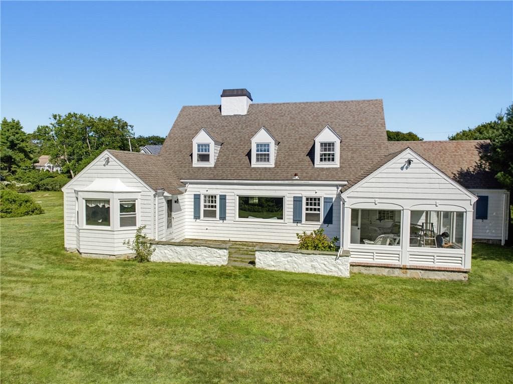 Single Family Residence at 191 Carpenter Drive, South Kingstown, photo 11 of 33