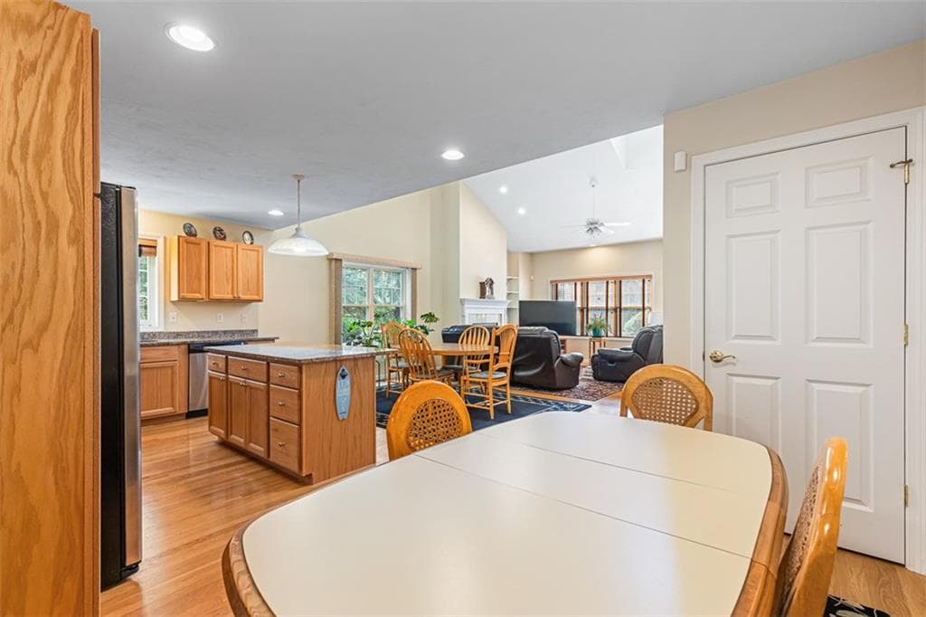 Condominium at 500 Mendon Road UNIT 11, Cumberland, photo 27 of 50