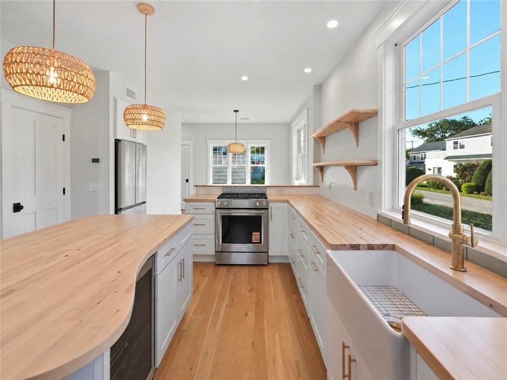 Single Family Residence at 19 Traymore Street, Charlestown, photo 9 of 50
