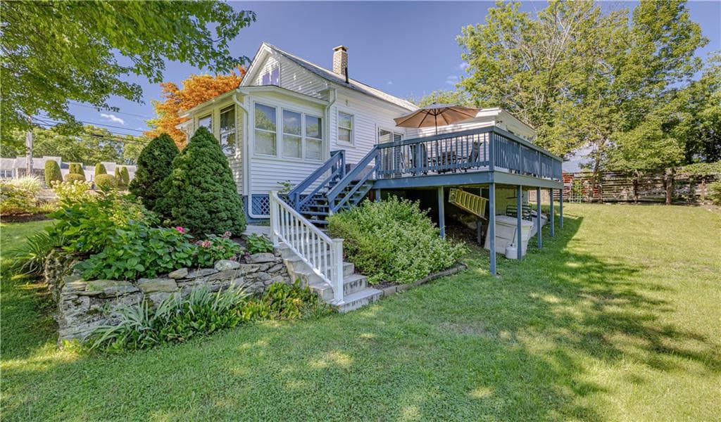 Single Family Residence at 737 Putnam Pike, Smithfield, photo 7 of 23