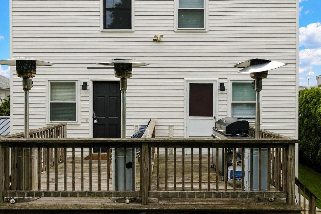 Multi Family at 12 14 Parsons Avenue, East Providence, photo 41 of 47