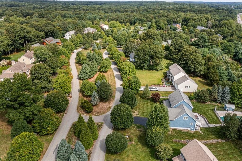 Single Family Residence at 189 Delano Drive, North Kingstown, photo 46 of 50