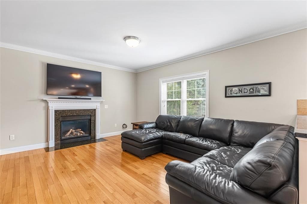 Single Family Residence at 189 Delano Drive, North Kingstown, photo 13 of 50