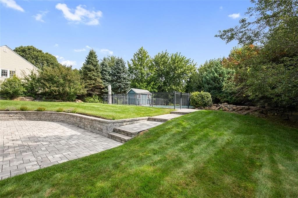 Single Family Residence at 189 Delano Drive, North Kingstown, photo 36 of 50