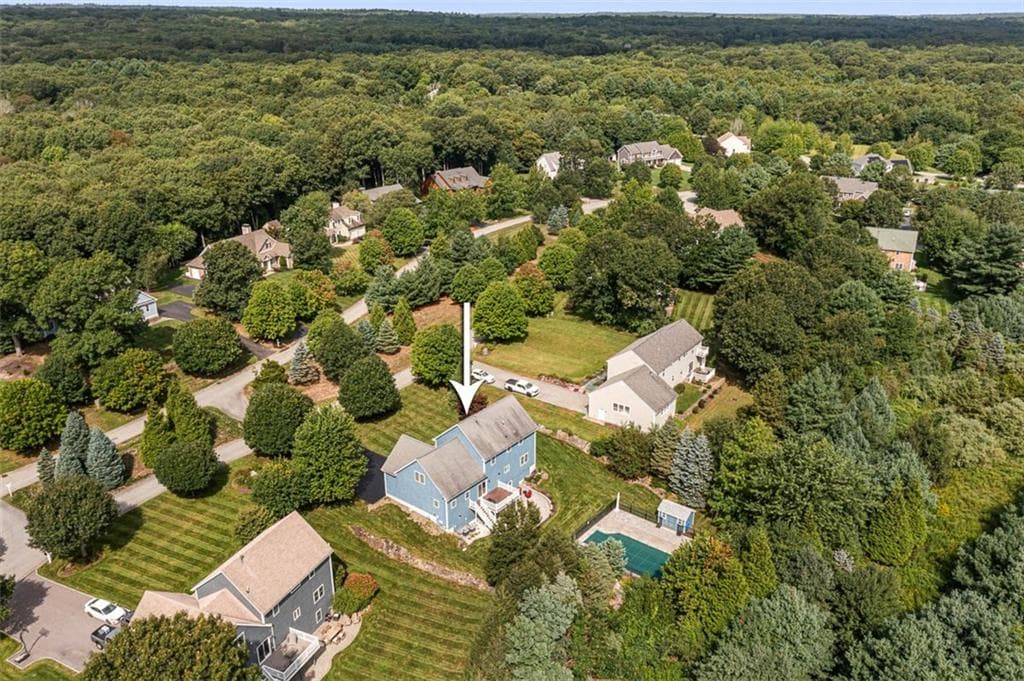 Single Family Residence at 189 Delano Drive, North Kingstown, photo 5 of 50