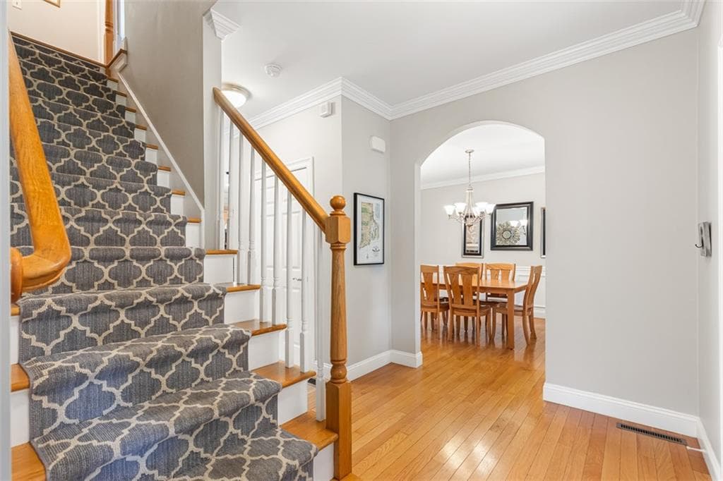 Single Family Residence at 189 Delano Drive, North Kingstown, photo 11 of 50