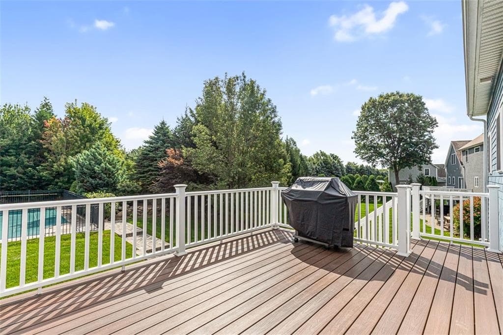 Single Family Residence at 189 Delano Drive, North Kingstown, photo 35 of 50