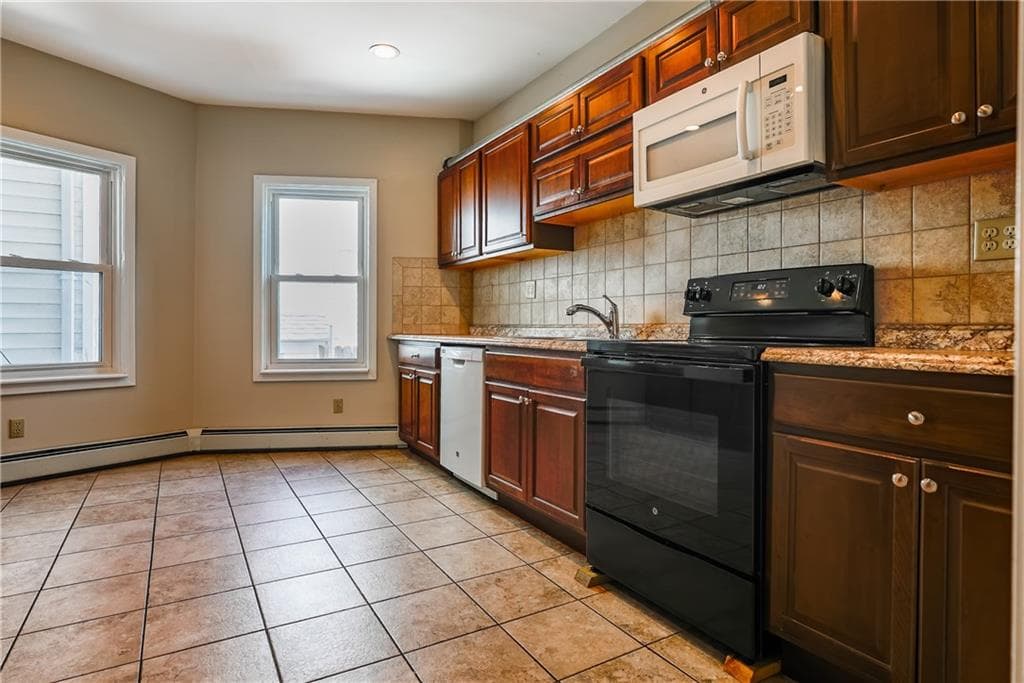 Multi Family at 1340 Cranston Street, Cranston, photo 5 of 28