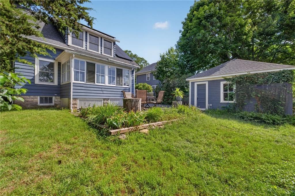 Single Family Residence at 58 Hyland Avenue, East Greenwich, photo 6 of 46