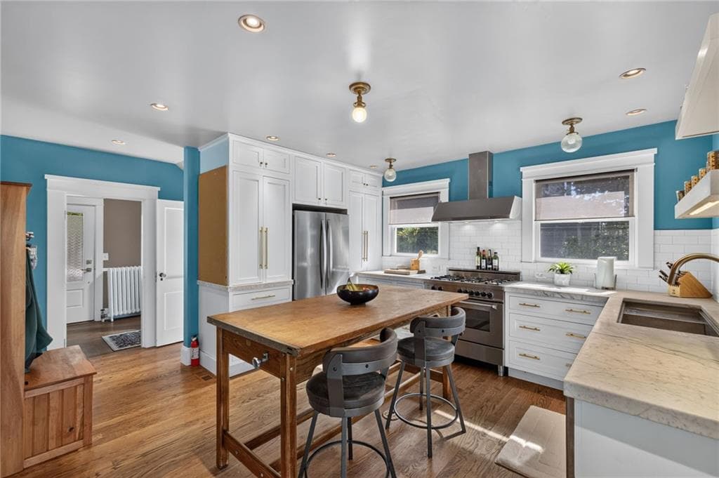 Single Family Residence at 58 Hyland Avenue, East Greenwich, photo 11 of 46
