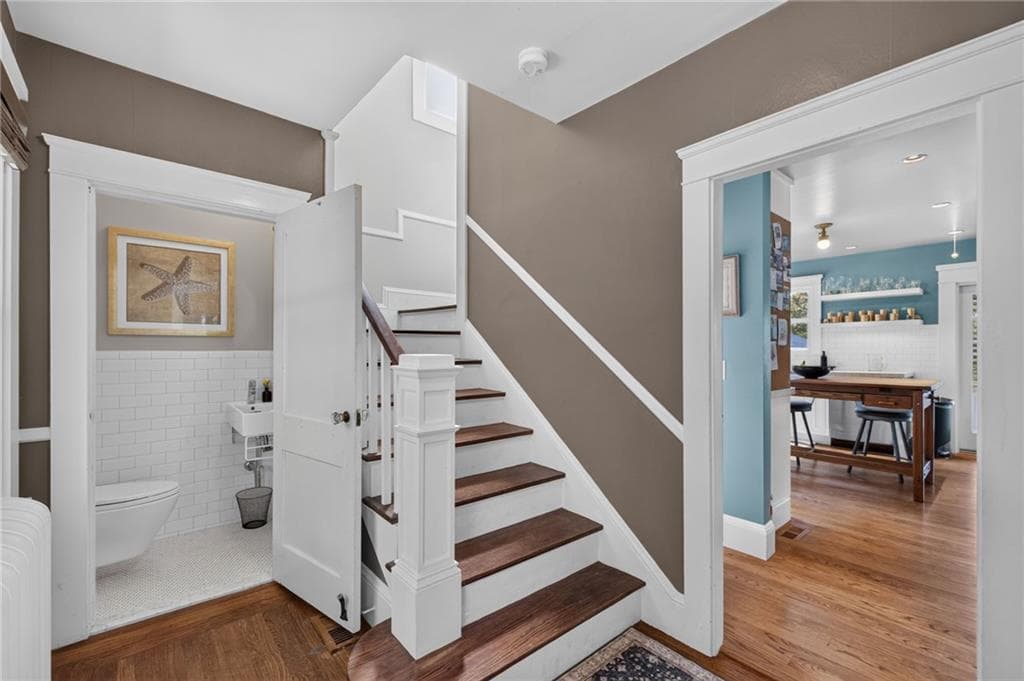 Single Family Residence at 58 Hyland Avenue, East Greenwich, photo 19 of 46