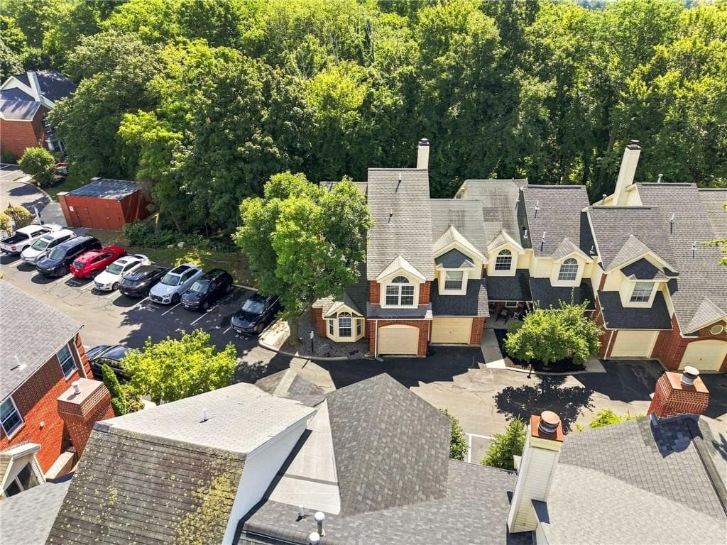Condominium at 626 Smithfield Road UNIT 604, North Providence, photo 29 of 32