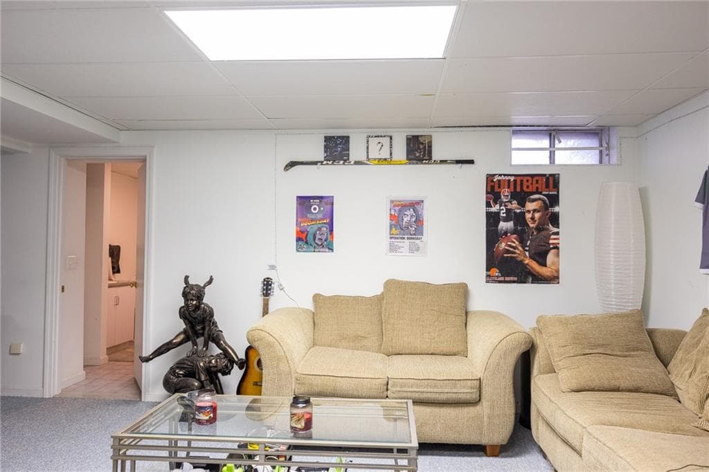 Single Family Residence at 40 Suffolk Way, Lincoln, photo 45 of 49