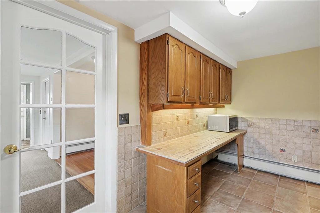 Single Family Residence at 22 Baldino Drive, Cranston, photo 23 of 41