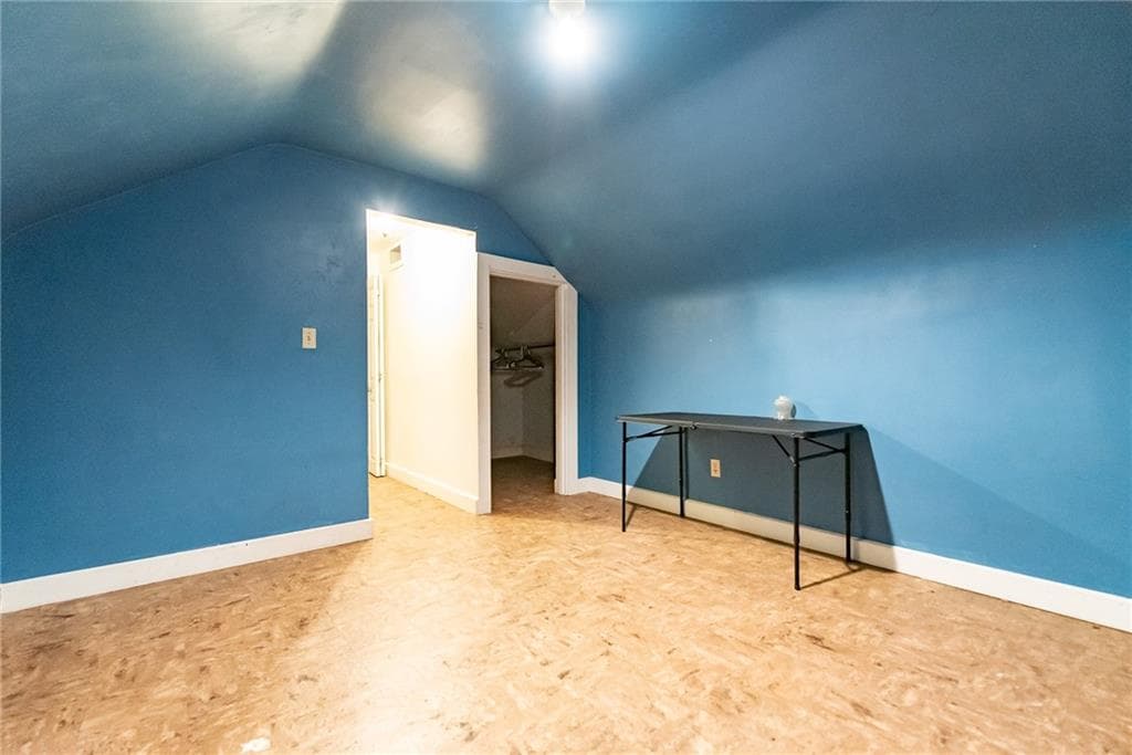 Single Family Residence at 28 Hayward Road, Warwick, photo 20 of 27