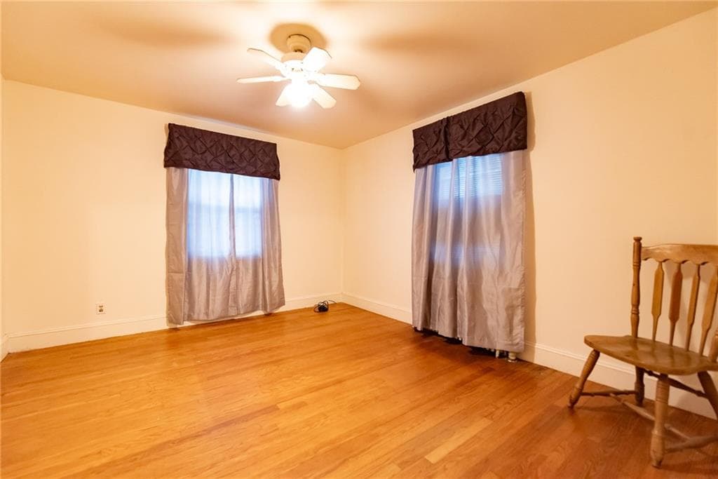 Single Family Residence at 28 Hayward Road, Warwick, photo 14 of 27