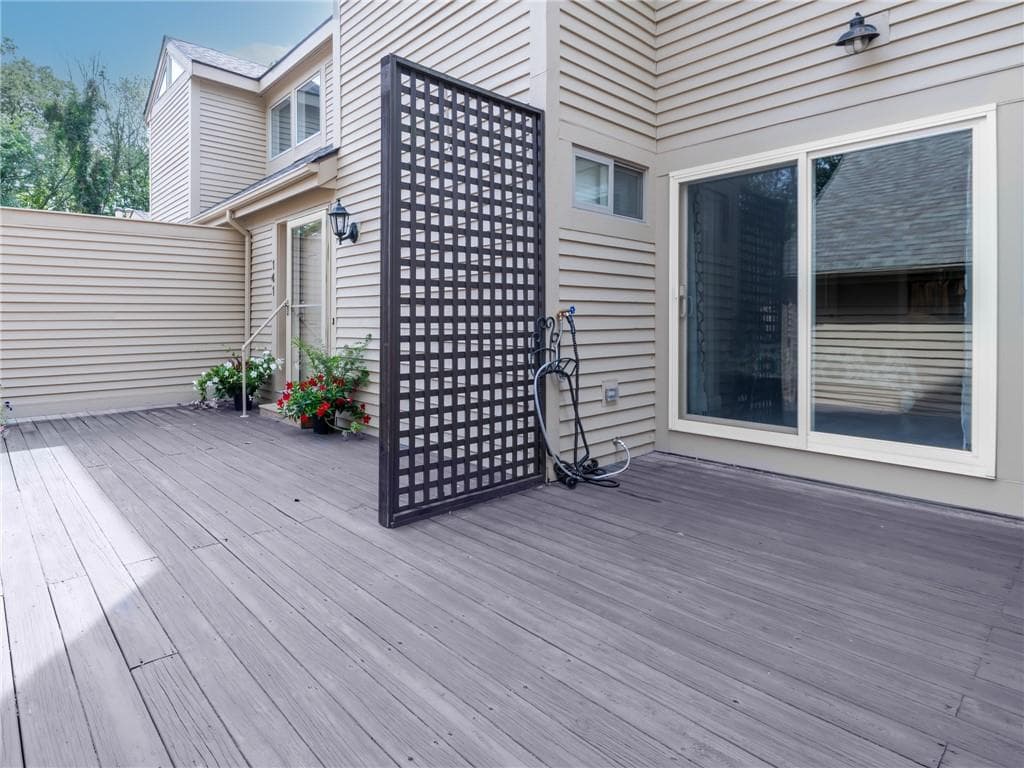 Condominium at 141 Pine Glen Drive, East Greenwich, photo 18 of 32
