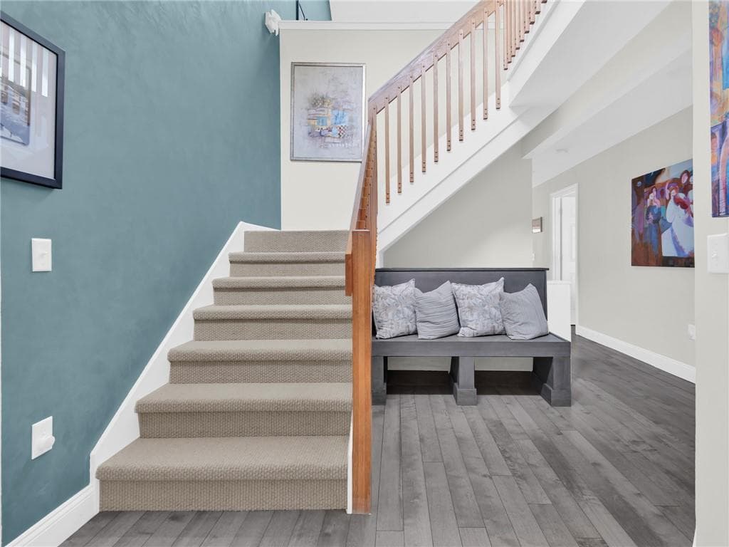 Condominium at 141 Pine Glen Drive, East Greenwich, photo 19 of 32