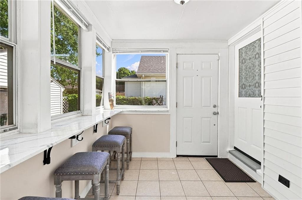Single Family Residence at 71 Petteys Avenue, Providence, photo 9 of 46