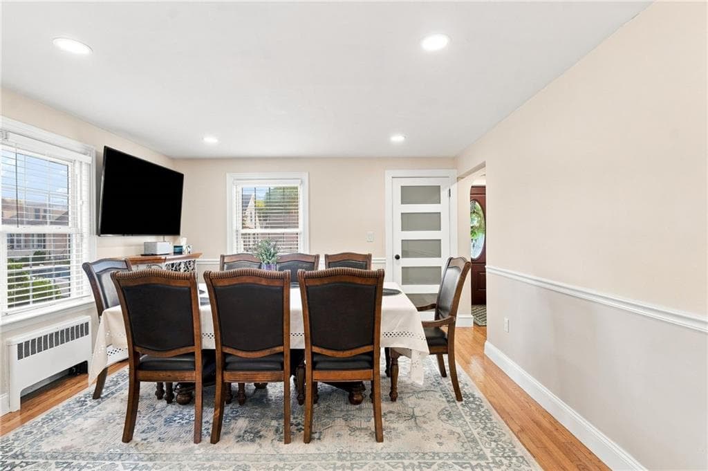 Single Family Residence at 71 Petteys Avenue, Providence, photo 19 of 46