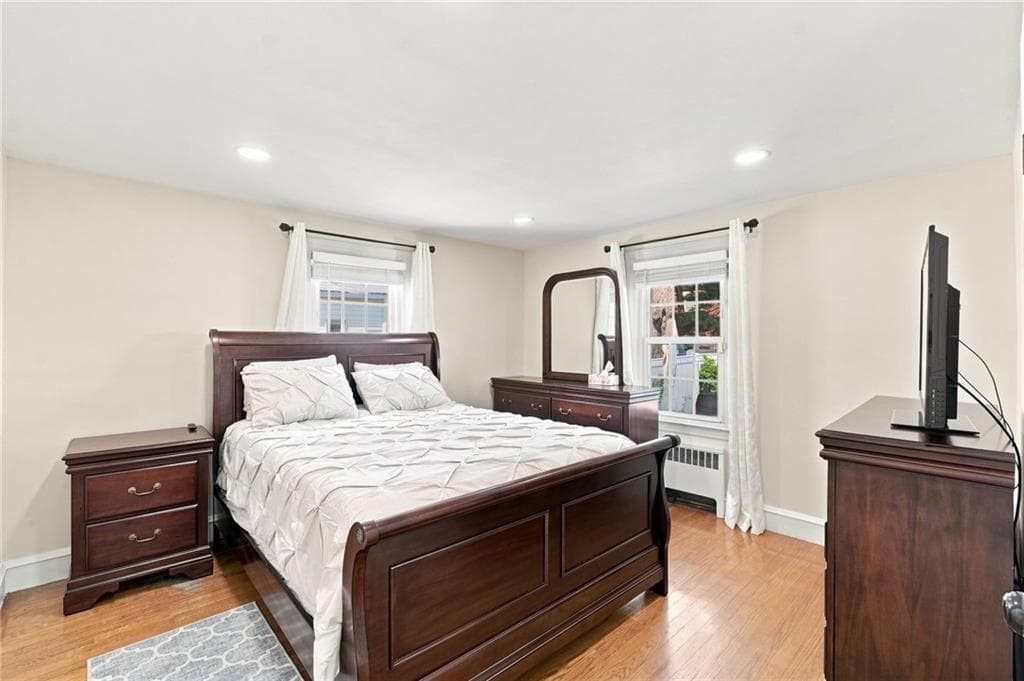 Single Family Residence at 71 Petteys Avenue, Providence, photo 29 of 46