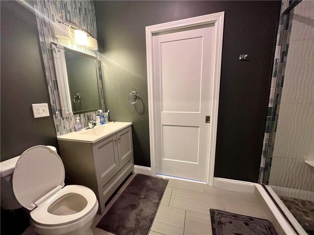 Commercial at 457 461 Douglas Avenue, Providence, photo 16 of 31
