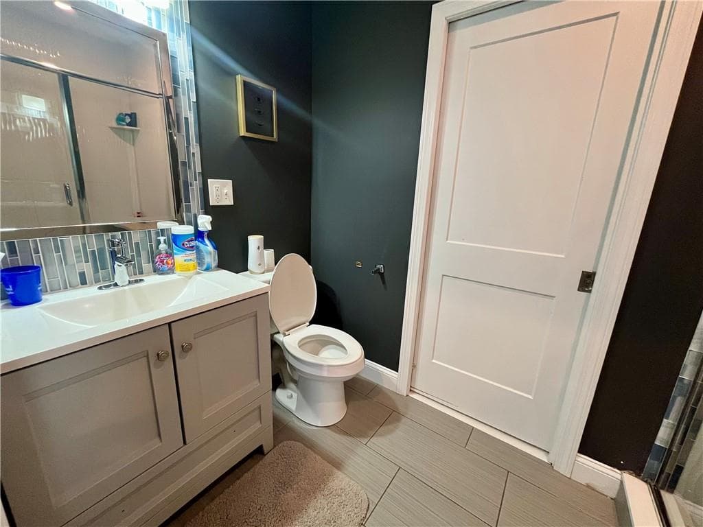 Commercial at 457 461 Douglas Avenue, Providence, photo 22 of 31