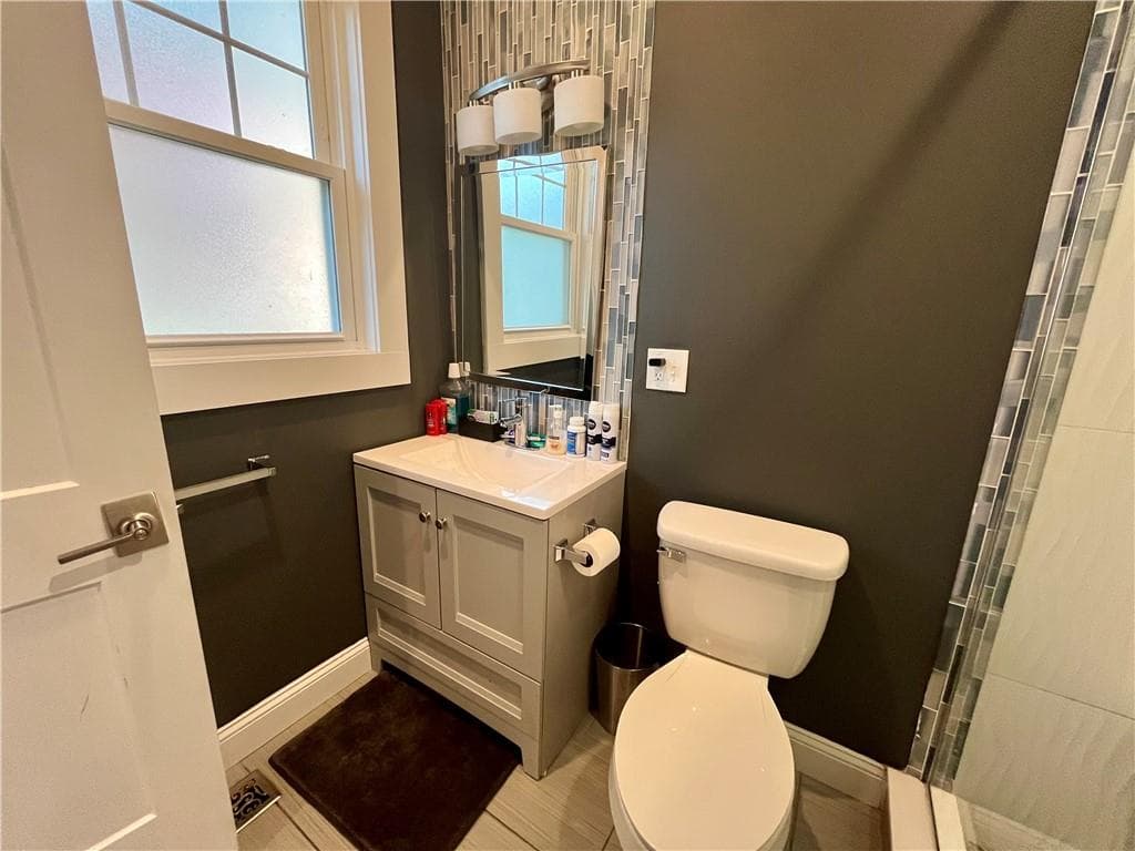 Commercial at 457 461 Douglas Avenue, Providence, photo 25 of 31