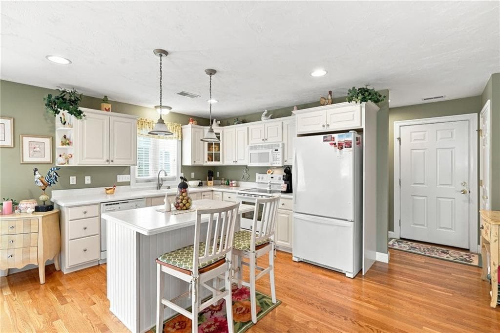 Condominium at 500 Mendon Road UNIT 217, Cumberland, photo 7 of 22