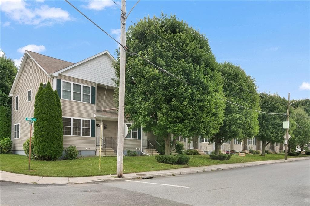 Condominium at 4 Unity Street, Pawtucket, photo 27 of 32