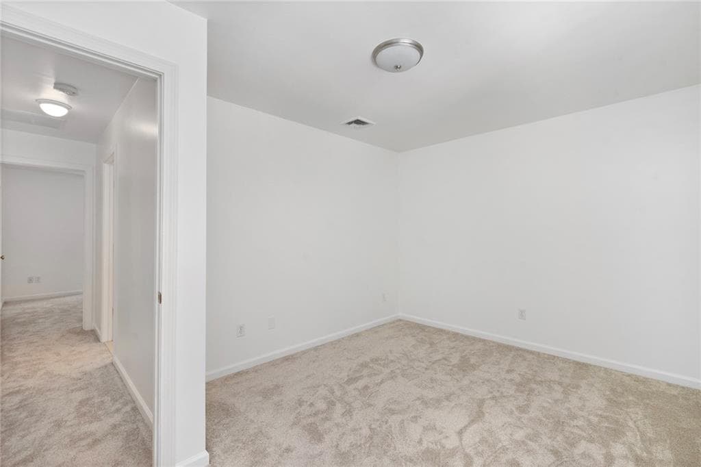 Condominium at 4 Unity Street, Pawtucket, photo 19 of 32