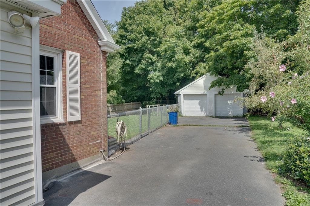 Single Family Residence at 34 John Duggan Road, Tiverton, photo 12 of 12