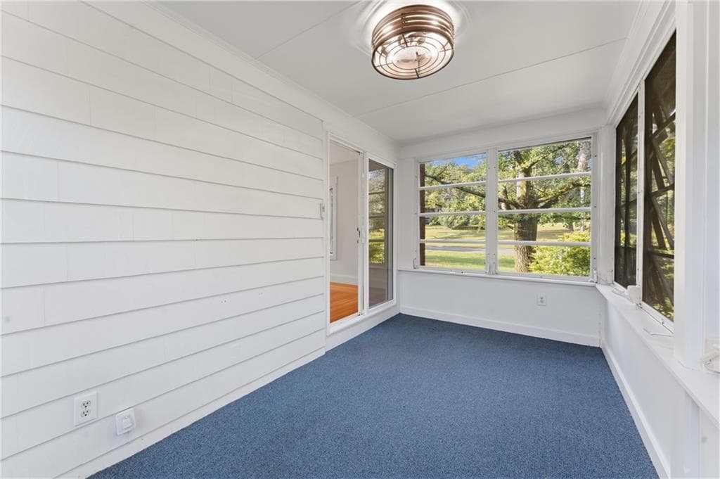 Single Family Residence at 241 Douglas Pike, Smithfield, photo 26 of 43