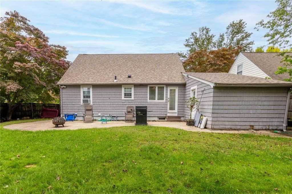 Single Family Residence at 134 Westwood Avenue, Cranston, photo 14 of 16