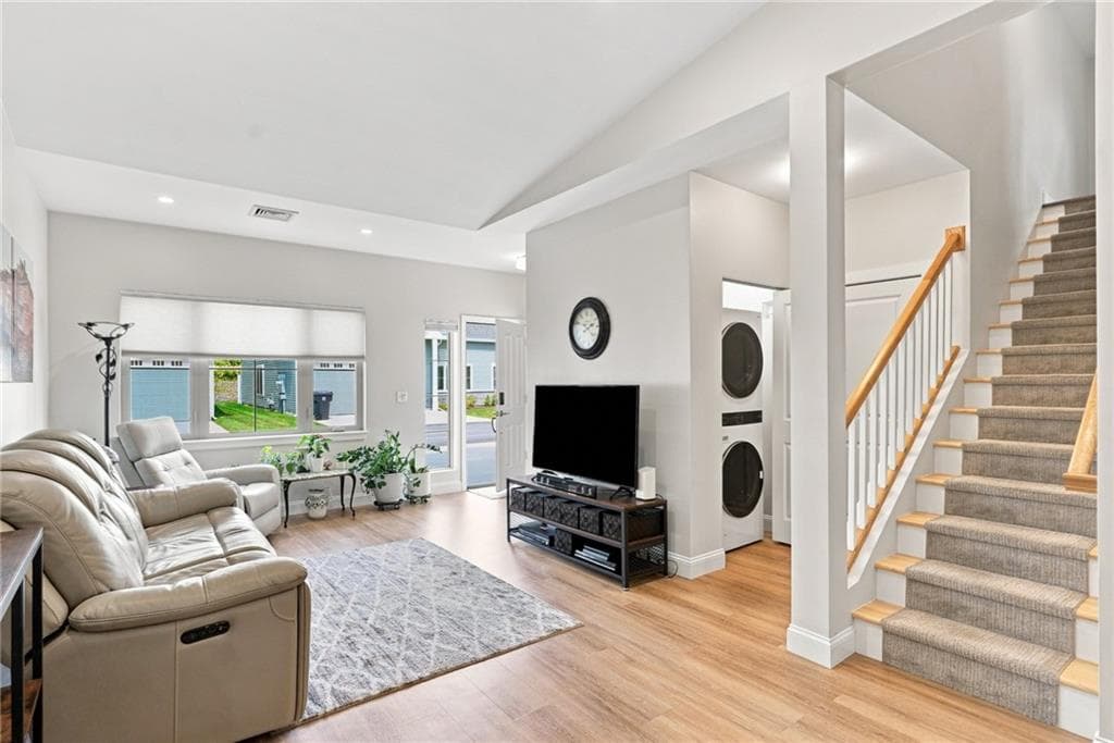 Condominium at 6 West Valley Circle, West Warwick, photo 6 of 45