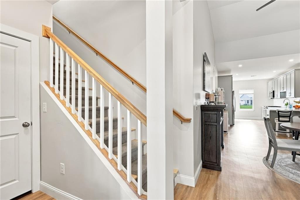 Condominium at 6 West Valley Circle, West Warwick, photo 13 of 45