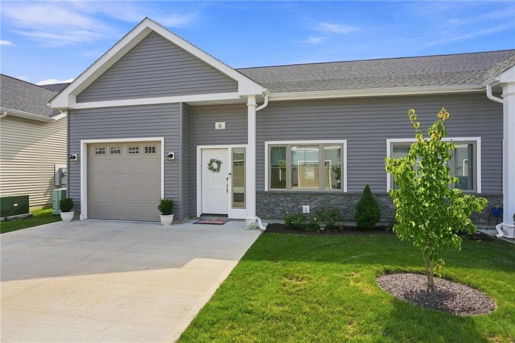 6 West Valley Circle