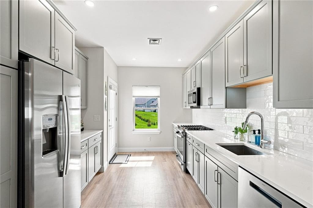 Condominium at 6 West Valley Circle, West Warwick, photo 20 of 45