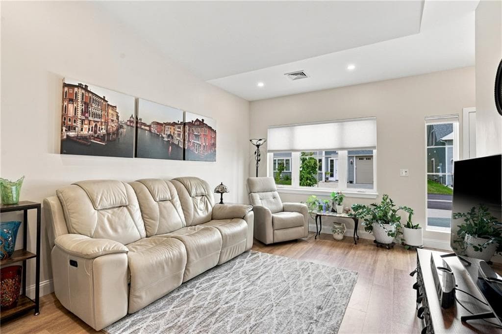 Condominium at 6 West Valley Circle, West Warwick, photo 10 of 45