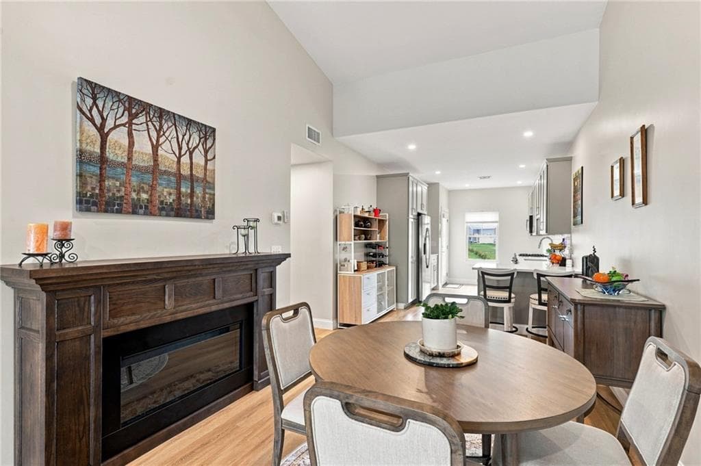 Condominium at 6 West Valley Circle, West Warwick, photo 15 of 45
