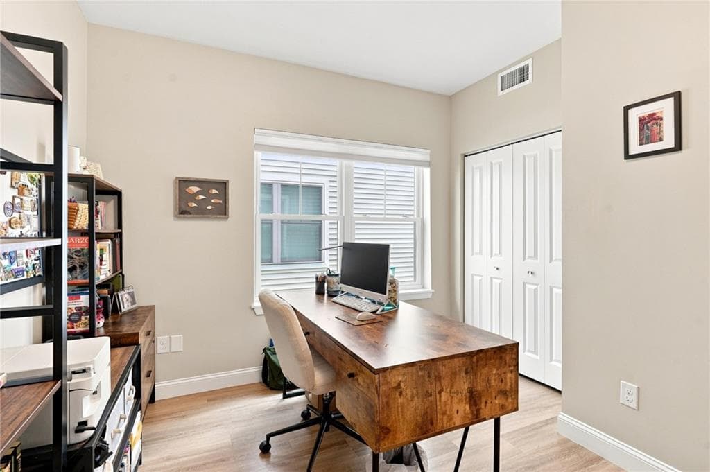 Condominium at 6 West Valley Circle, West Warwick, photo 31 of 45