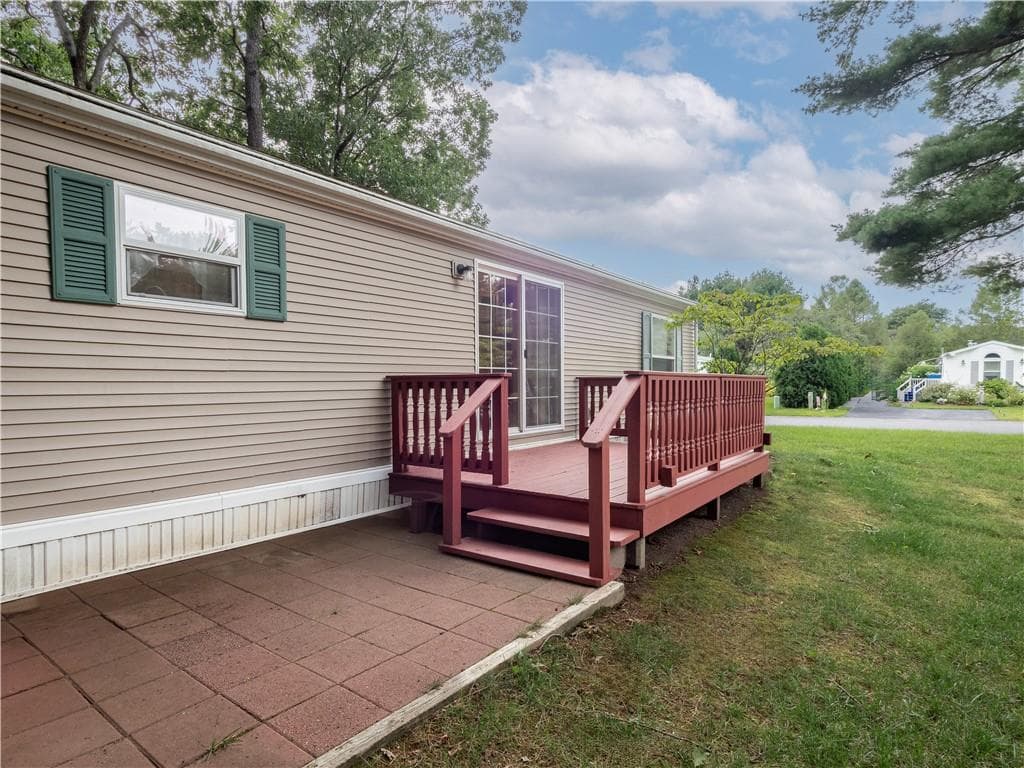 Single Family Residence at 5 Kelly Lane, Coventry, photo 27 of 33