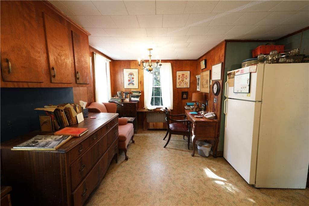 Single Family Residence at 77 Winter Street, South Kingstown, photo 8 of 17