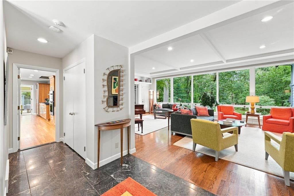 Single Family Residence at 275 Forge Road, North Kingstown, photo 13 of 43