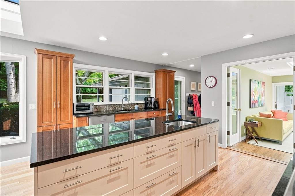Single Family Residence at 275 Forge Road, North Kingstown, photo 17 of 43