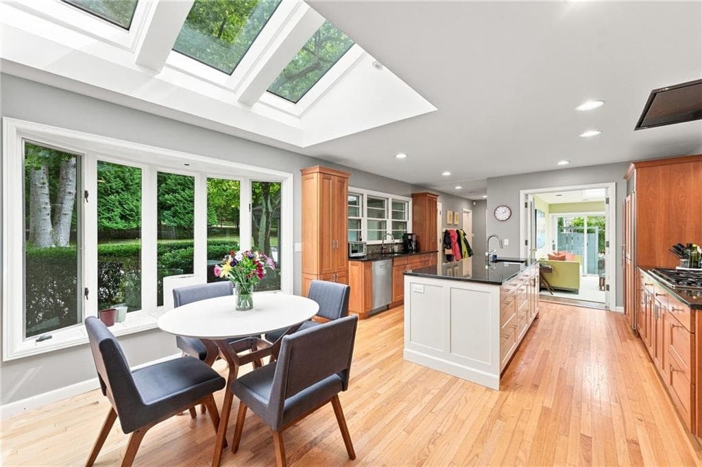 Single Family Residence at 275 Forge Road, North Kingstown, photo 18 of 43
