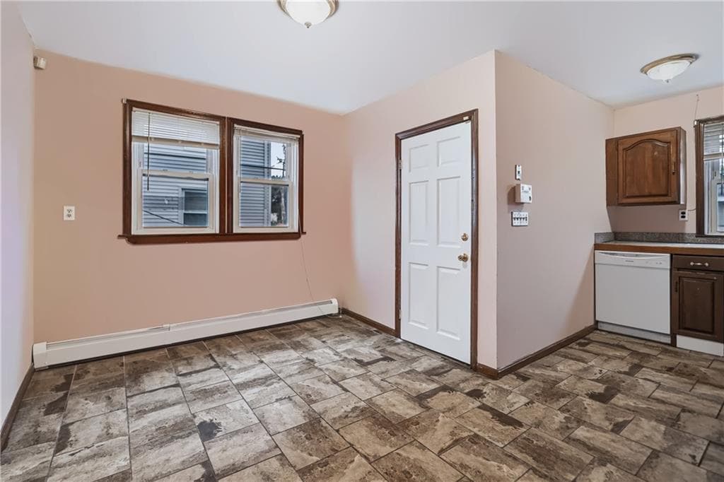 Multi Family at 25 Longfellow Terrace, Providence, photo 6 of 27