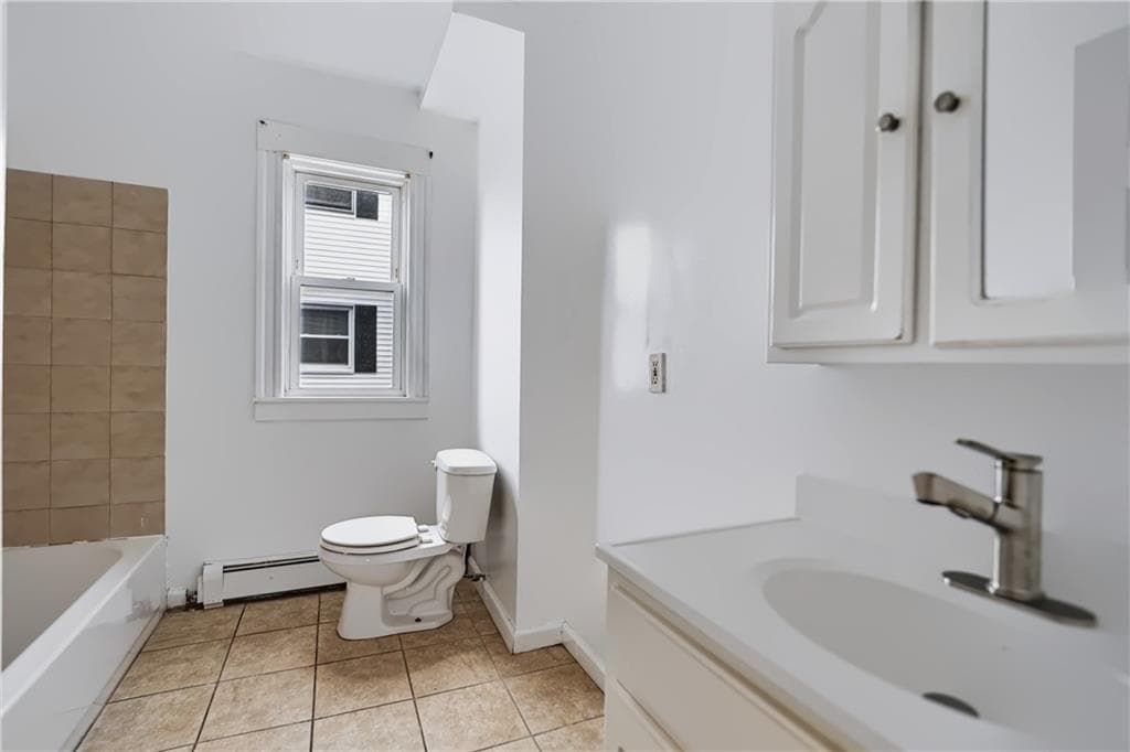 Multi Family at 25 Longfellow Terrace, Providence, photo 24 of 27