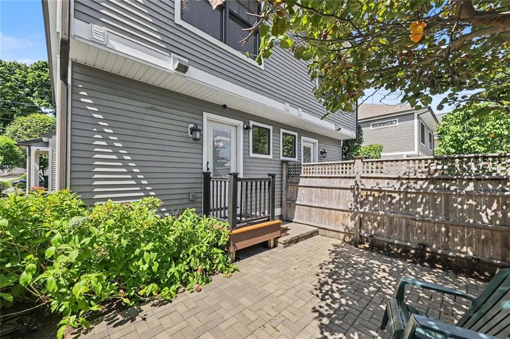 Condominium at 44 Taft Avenue, Providence, photo 42 of 48